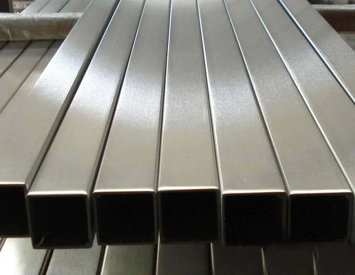 2&quot;×2&quot;×0.125&quot; 304ステンレス鋼管 UNS S30400 WNR 1.4301シームレス